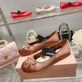 Picture of Miu Miu Shoes Women _SKUfw118790885fw